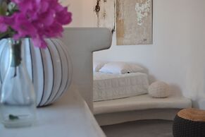 Suites of the Gods Cave Spa