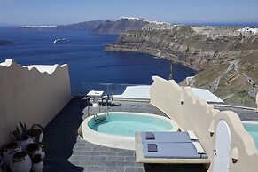 Suites of the Gods Cave Spa