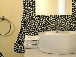 Suites of the Gods Cave Spa