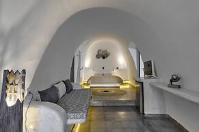 Suites of the Gods Cave Spa