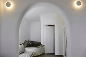 Suites of the Gods Cave Spa