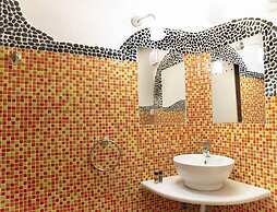 Suites of the Gods Cave Spa