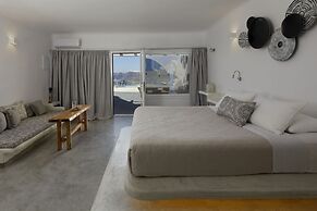 Suites of the Gods Cave Spa