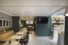 Petit Palace Puerta de Triana