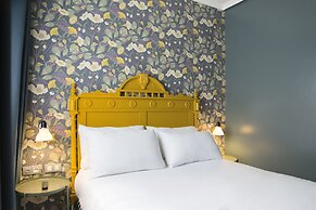 Petit Palace Puerta de Triana