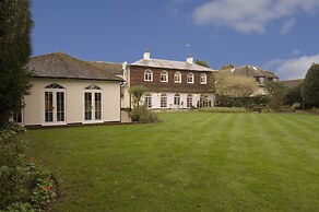 Angmering Manor