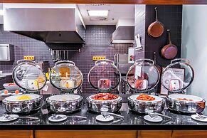 Courtyard By Marriott Pilsen
