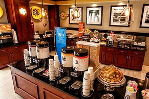 Hampton Inn & Suites Staten Island