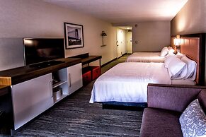 Hampton Inn & Suites Staten Island