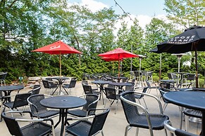 Holiday Inn Bloomington-Airport by IHG