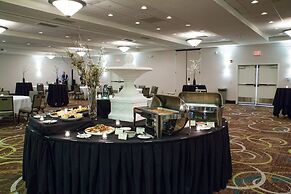 Holiday Inn Bloomington-Airport by IHG