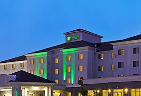 Holiday Inn Bloomington-Airport by IHG