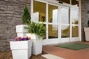 Holiday Inn Bloomington-Airport by IHG
