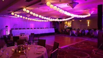 Holiday Inn Bloomington-Airport by IHG