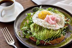 Bellasera Hotel & Suites Paso Robles, Tapestry by Hilton