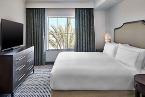 Bellasera Hotel & Suites Paso Robles, Tapestry by Hilton