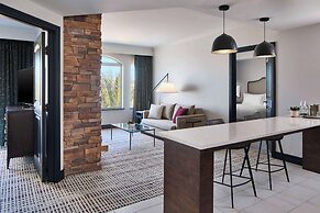 Bellasera Hotel & Suites Paso Robles, Tapestry by Hilton