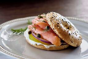 Bellasera Hotel & Suites Paso Robles, Tapestry by Hilton