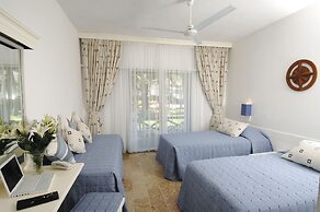 Voyager Beach Resort