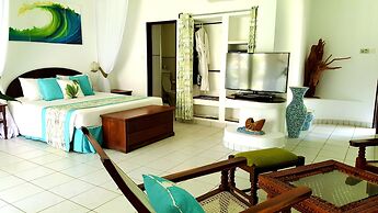 Voyager Beach Resort