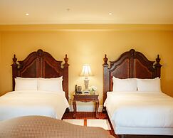 Riverbend Inn and Vineyard