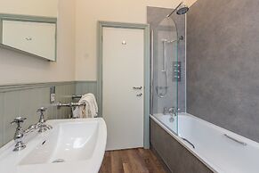 Windermere Park inc Free off-site Health Club