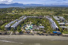 Radisson Blu Resort Fiji Denarau Island