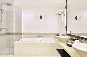 Radisson Blu Resort Fiji Denarau Island