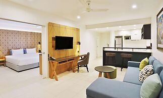 Radisson Blu Resort Fiji Denarau Island