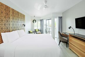 Radisson Blu Resort Fiji Denarau Island