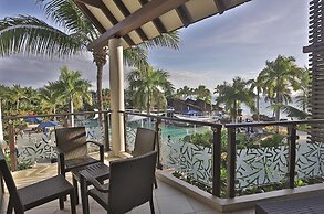 Radisson Blu Resort Fiji Denarau Island