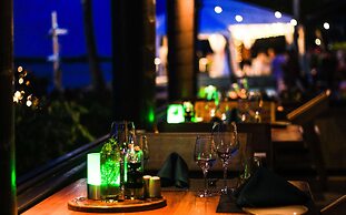 Radisson Blu Resort Fiji Denarau Island