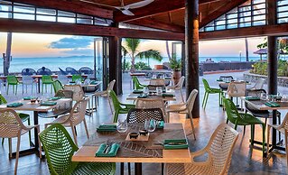 Radisson Blu Resort Fiji Denarau Island