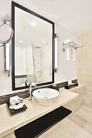 Radisson Blu Resort Fiji Denarau Island