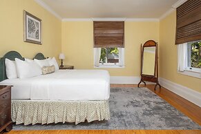 Weatherstation Inn