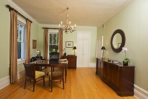 Weatherstation Inn