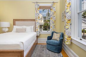 Weatherstation Inn