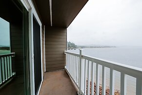 Siletz Bay Beachfront Hotel by OYO Lincoln City