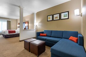 Comfort Suites