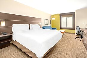 Holiday Inn Express & Suites Marysville by IHG