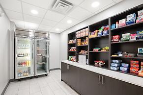 Holiday Inn Express & Suites Marysville by IHG