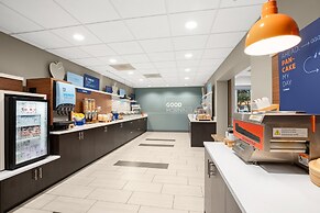 Holiday Inn Express & Suites Marysville by IHG