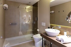 Avenida Boutique Hotel