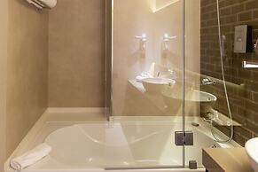 Avenida Boutique Hotel