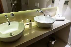 Avenida Boutique Hotel