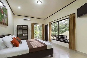 Arenal Volcano Inn