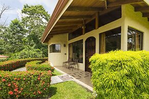 Arenal Volcano Inn