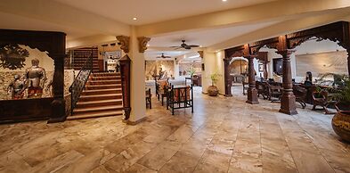 Parador Nature Resort and Spa