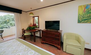 Parador Nature Resort and Spa