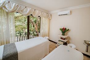 Parador Nature Resort and Spa